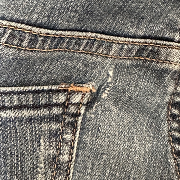 Kut from The Kloth Katy Boyfriend jeans Medium wash Distressing Size 4 Women - Picture 7 of 8